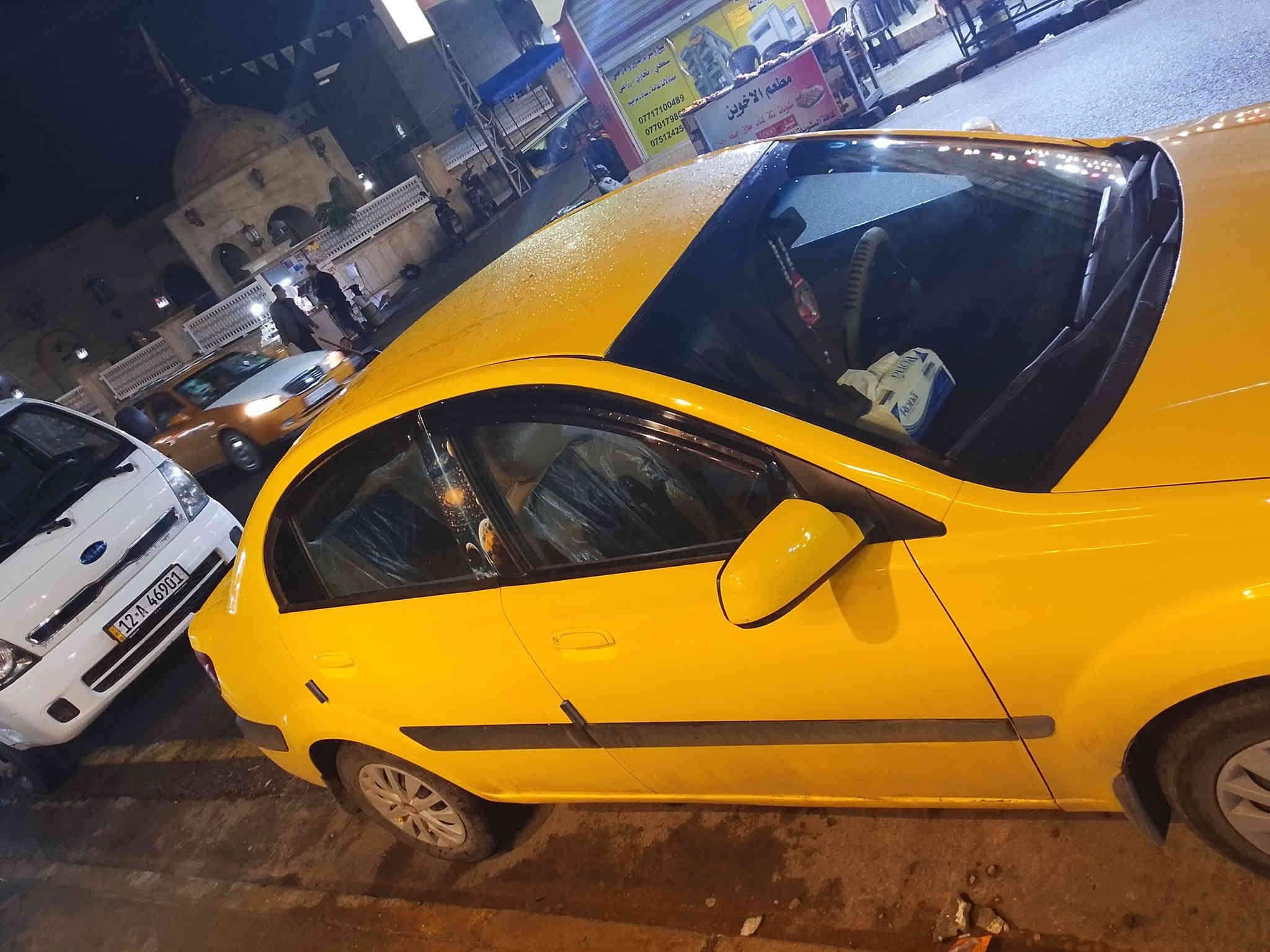 الله هم صلي علئ محمد 
كيا ريو موديل 2009
مصبوغه جديد 
محرك جديد مال كصه فول 
كير محرك شرط 
لا صرف ولا نفخ 
ضرر ضربه بل يمين
اشاير خلاط كلو شغال فول 
شاشه 
كشنات جدد
سياره مال بيت دينار ما تصرف عليه 
سياره بسمي شرط 
ارقام جدد 
رقمهه ديالئ
حولتهه بسمي موصل مشروع وطني 
السعر 92 ترهم مراوس وين اكسن
***********
