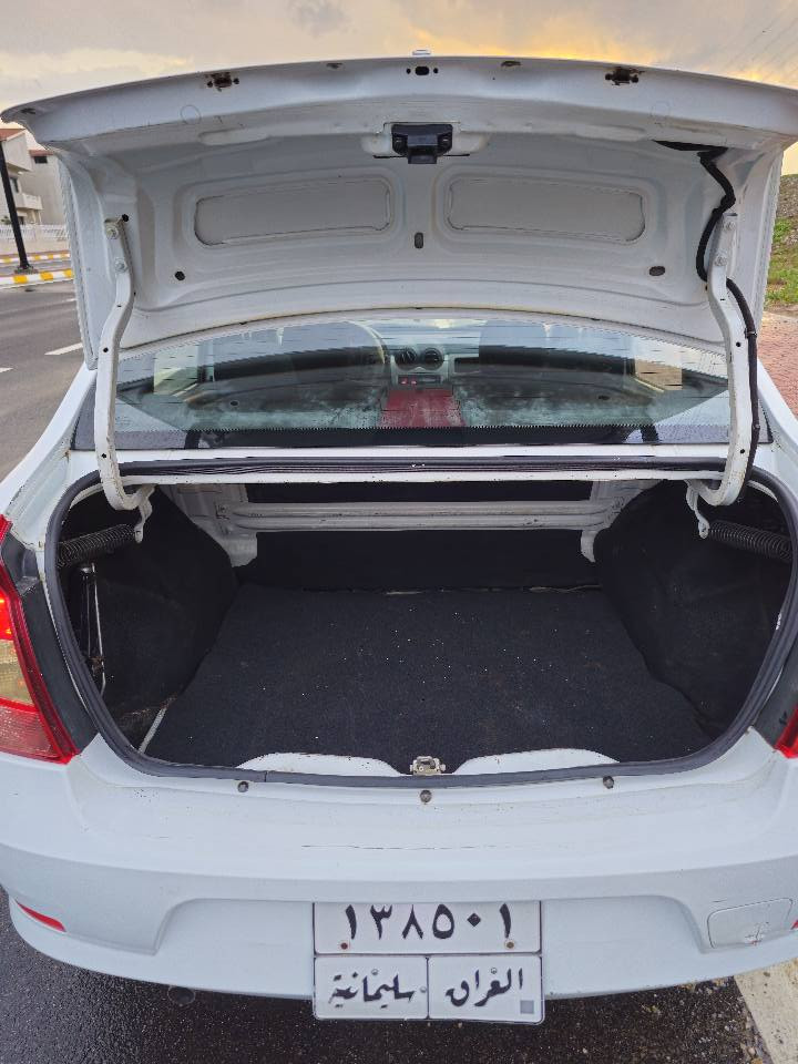 ڕینۆ لۆجان ٢٠١١
تۆماتیک 
گێڕومەکینەی بەشەرت 
تەبرید ساردو گەرم بەشەرت 
کارەبای و تەقەو ڕەقە هەموو بەشەرت 
مەکینە ١٦ کەپس بیلادی 
٤ تایەو سپێری تازە 
یەک پارچەی بۆیاخە لەسەر شوخت 
سعری ٥٥ گەڵا
ژم ***********
سلێمانی السليمانية, العراق
