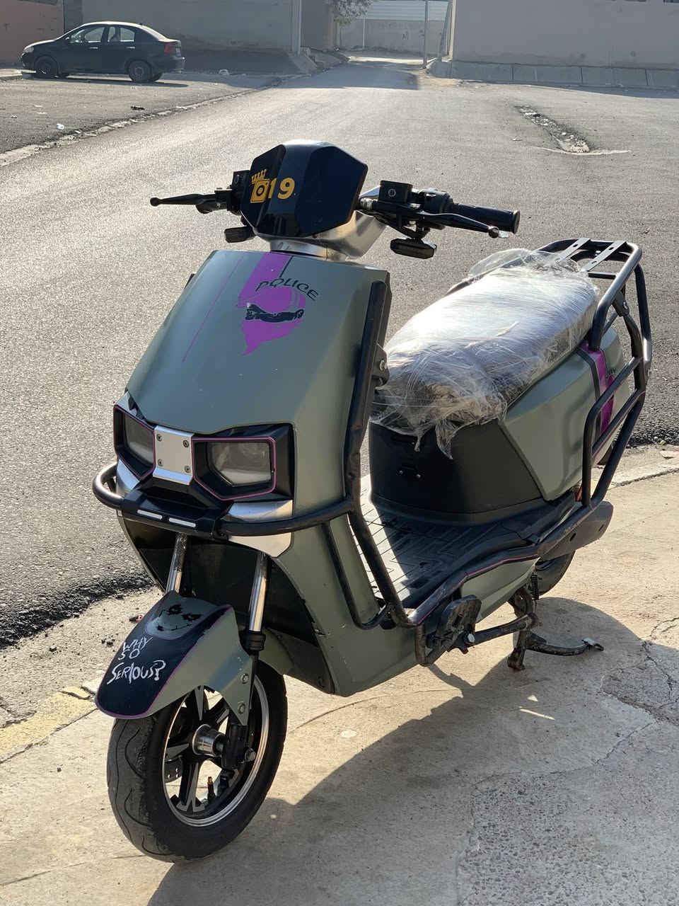 ماطور وحش 🖤 
ملف 2500 
بطريات 6 مصطره 
مستعمل شهر 
سرعه ٩٩ حقيقي ٨٠ 
السعر 575 وبي مجال 
التواصل ***********
