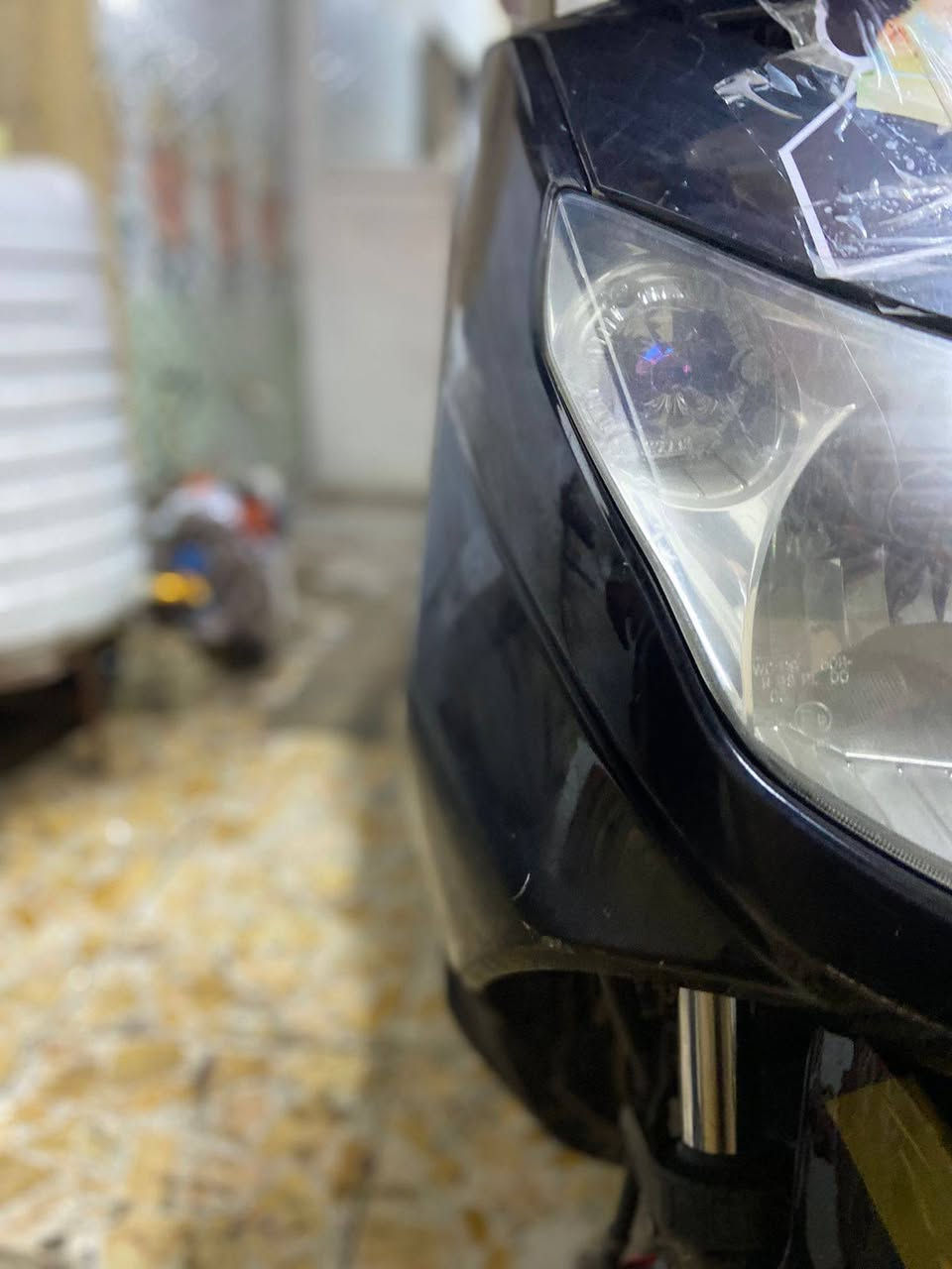 سلام عليكم شباب دراجة لبيع سنكنس فحل نفخ ياباني كفاله عامه جيب فيتر وتعال شلعه ومعدل قبل فترة نازله من رمبه وكاله كهربائيات كله كامل سعر 750وبيهة مجال عنواني بغداد منطقه الحبيبه رقم التصال ***********)او واتساب ***********
