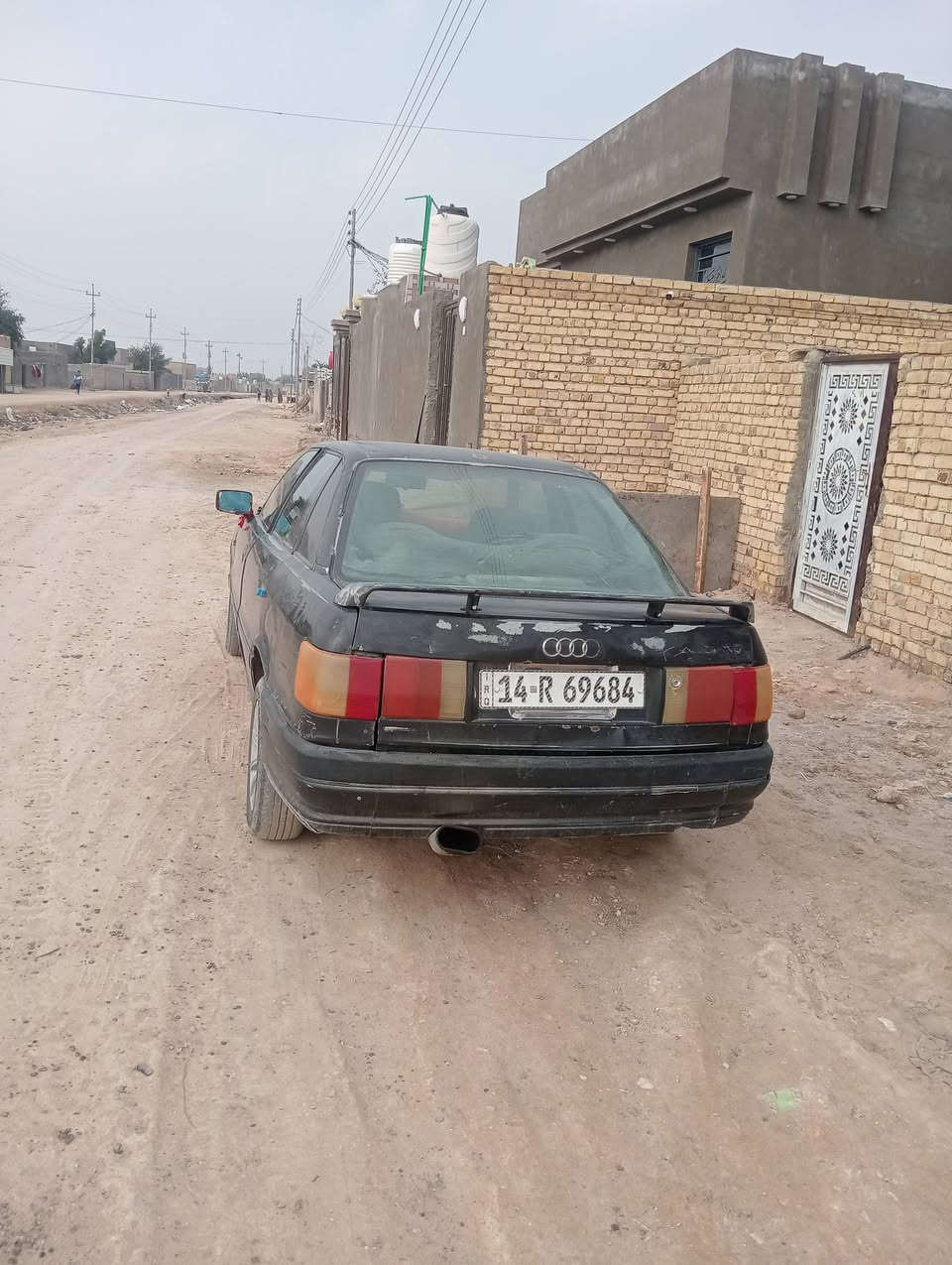 اودي للبيع السعر 20وبيها مجال المكان الخضر مكينه وكير شرط رقم نكليزي هزه جديده ترهم مروس


**إذا كنت صاحب هذا الإعلان وتريد حذفه لأي سبب، رجاءا أرسل رسالة إلى الدعم الفني**