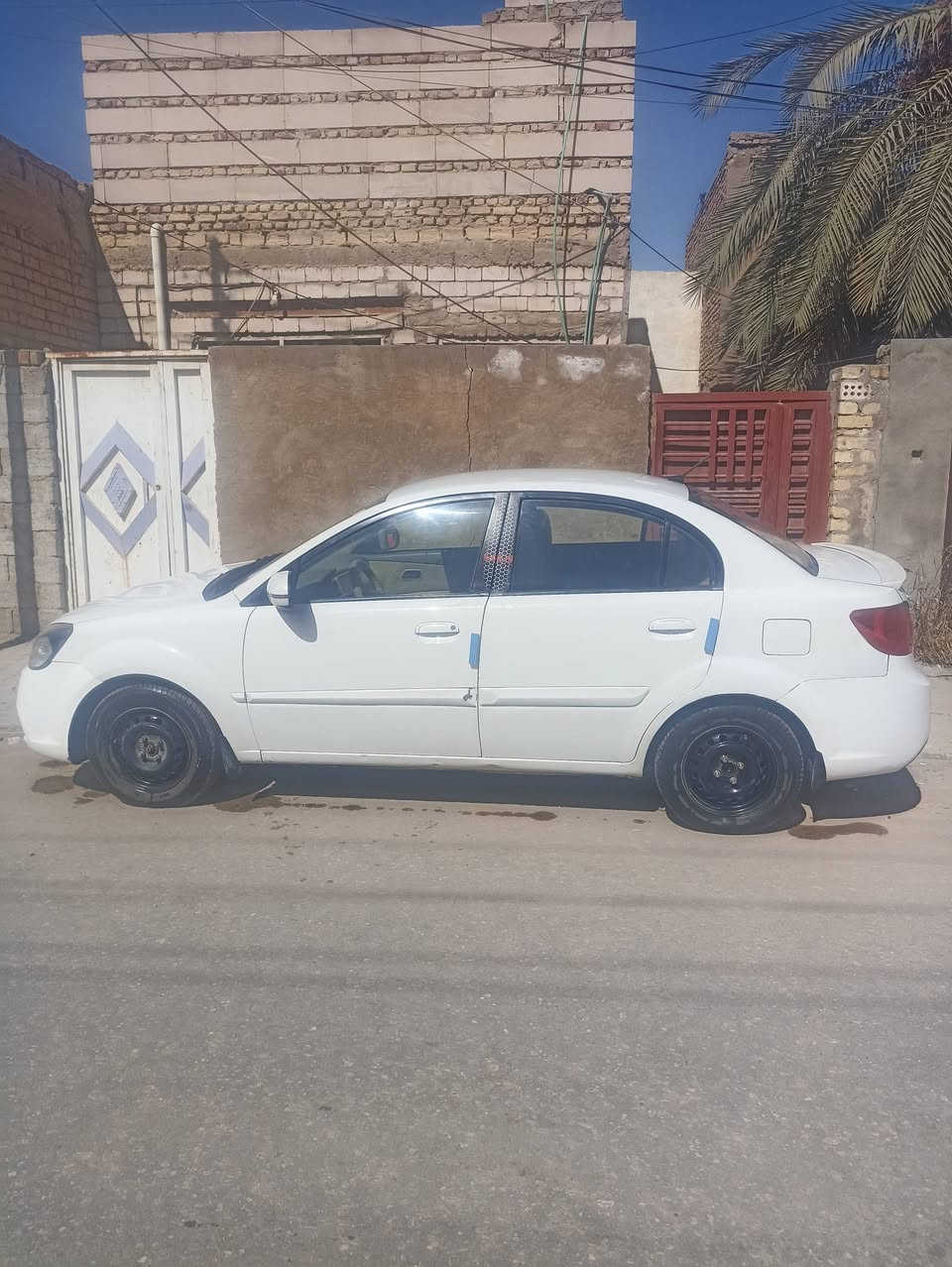 للبيع مكاني نجف سيارة مكينة كير تبريد مكفولات
بية صبغ بل داير مال جاملغات الورة أو باب سايق نص ول وراه
غير ذني مكفول. سعر  ٧٨ ورقة سيارة بسم شركة. محرك ١٦٠٠
ما عايزه شي ***********
