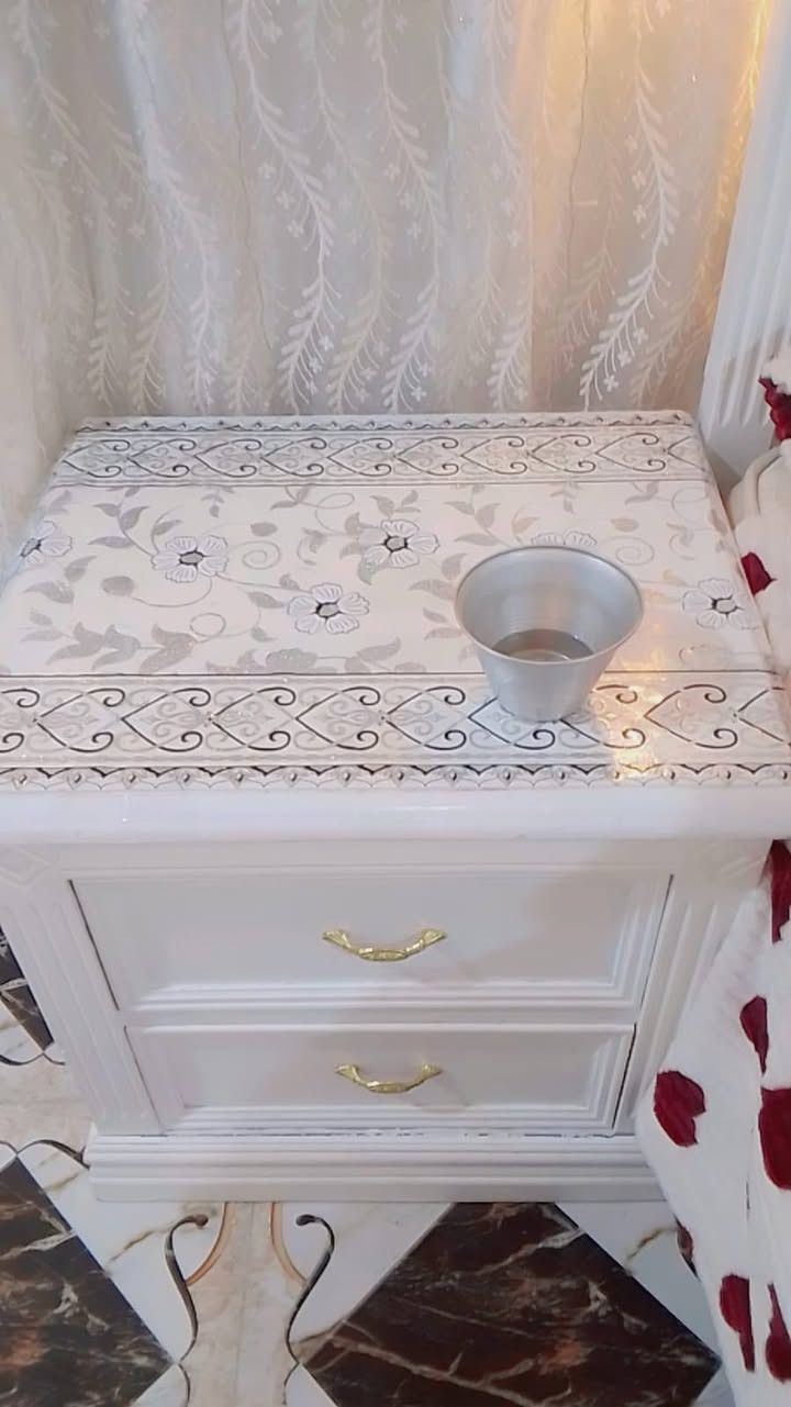 السلام عليكم غرفه اخشاب عراقي صاج تصميم تركي السعر 550 وبيه مجال بسيط


**إذا كنت صاحب هذا الإعلان وتريد حذفه لأي سبب، رجاءا أرسل رسالة إلى الدعم الفني**