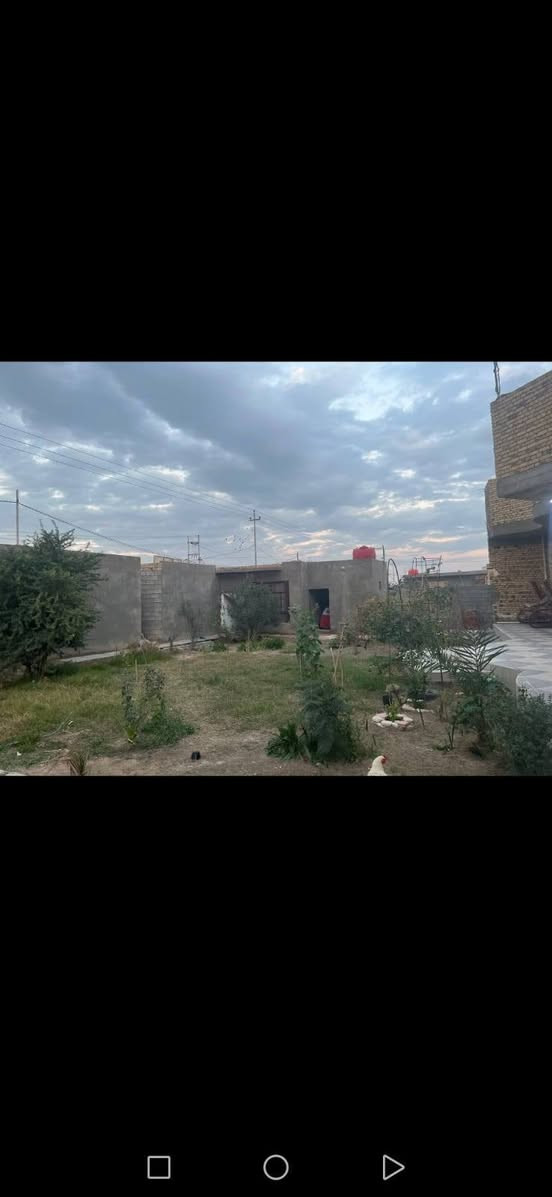 يا الله
دونم زراعي للبيع خلف عمارات الزيتون سند 25 مشمول بالتطويب الدون يحتوي محلات عدد اربعة وبرج انترنت ويحتوي على دار مساحته 450 م٢ طابق واحد مسلح فيه ثلاث غرف نوم مع صالتين مع إستقبال مع مطبخ حار بارد بالامكان بيع الدونم بالكامل أو بيع البيت مع المحلات بمساحة 900 م٢ للإستفسار أكثر مراجعة مكتب الشهد للعقار في خدمي حي المعلمين مقابل مصرف المتحد للاستثمار أو الاتصال على الأرقام التالية 
***********
***********
