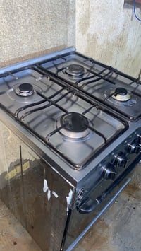 طباخ مصري • شغال • نضيف