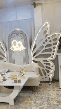 للبيع
بدون شازلونات ونواعم 
***********
