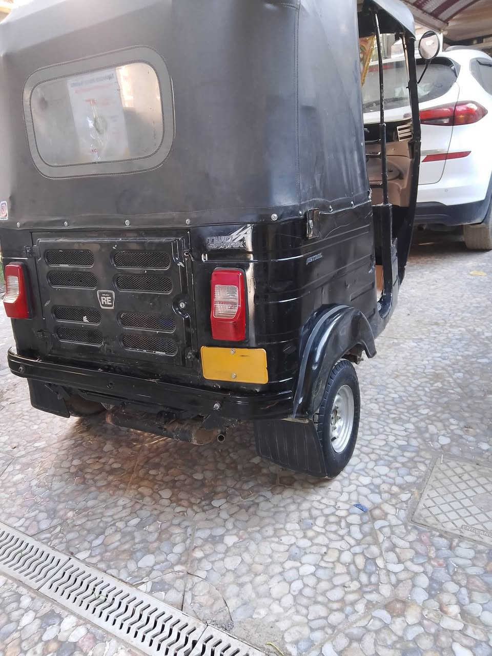 السلام وعليكم تكتك اللبيع 18شهر 11
تكتك معمره بل كامل تخم تايرات مجفته جديد
تكتك حلوه كلش مصبوغه عام اوراق التكتك مو رقم
الشراي يجي يكلب ياله ياخذهه مو يخابرني يكلي شبيهه مادري شنو تجي تكلب وتقتنع ياله ملاحضه بدون غراض
السعر خاص مكاني بغداد مقابيل بوبشام المراوس بحمره
رقم ونطي فرق بسيط تعال خاص


**إذا كنت صاحب هذا الإعلان وتريد حذفه لأي سبب، رجاءا أرسل رسالة إلى الدعم الفني**