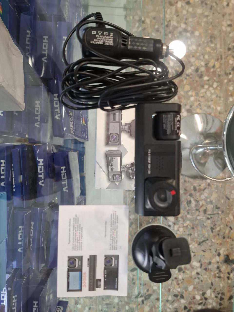 BLACK Box داش كام سيارة فول HDكاميرا امامية وداخلية عدسة واسعة تصل الى ١٧٠ درجةلتغطية اكبر مساحة ممكنة من الطريق يحتوي على شاشة ال سي دي مدمجة لرؤية التصوير المباشروالتحكم بالاعدادت وتدعم مستشعر التصادم المكان البلديات السعر ٣٥ الف ***********
