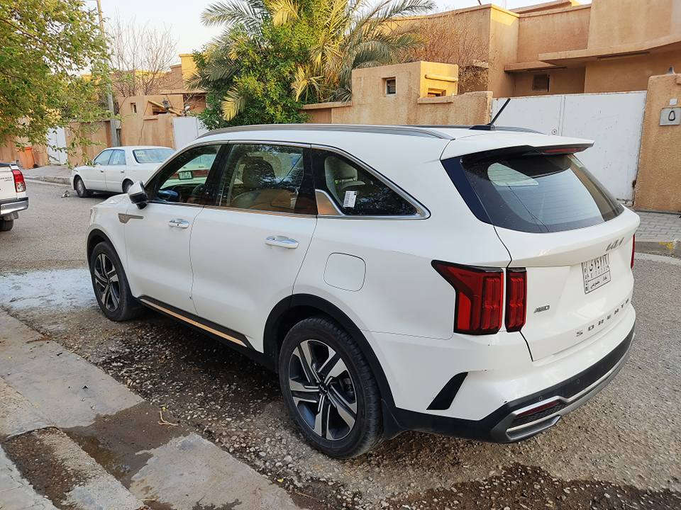 كيا سورنتو موديل ٢٠٢٢ فول مواصفات الخليجي 
ممشى السيارة مئة الف وربع 
السيارة كفالة عامة شاريها زيرو عارضيها فقط للمراوس بسيارة ثانية ما ابيعها بشكل مباشر 
شكلها من برة والدواخل مثل مموضح لحضراتكم 
دزلي صور وفيديو خاص بسيارتك ونتفق على الفرق 

رقم الهاتف
***********
مكاني النجف الاشرف
سيارتنا الخاصة مو جناية النجف, العراق
