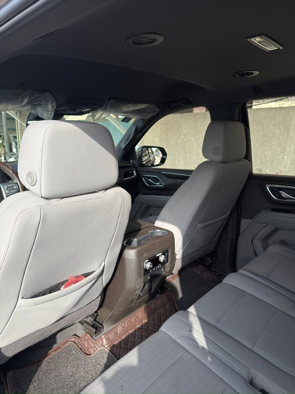 للبيع يوكن ٢٠٢٤ خليجي اسود بغداد مكفول ماشيه ٢٨ sle باسمي السعر ٥٢٠ الاتصال ***********
