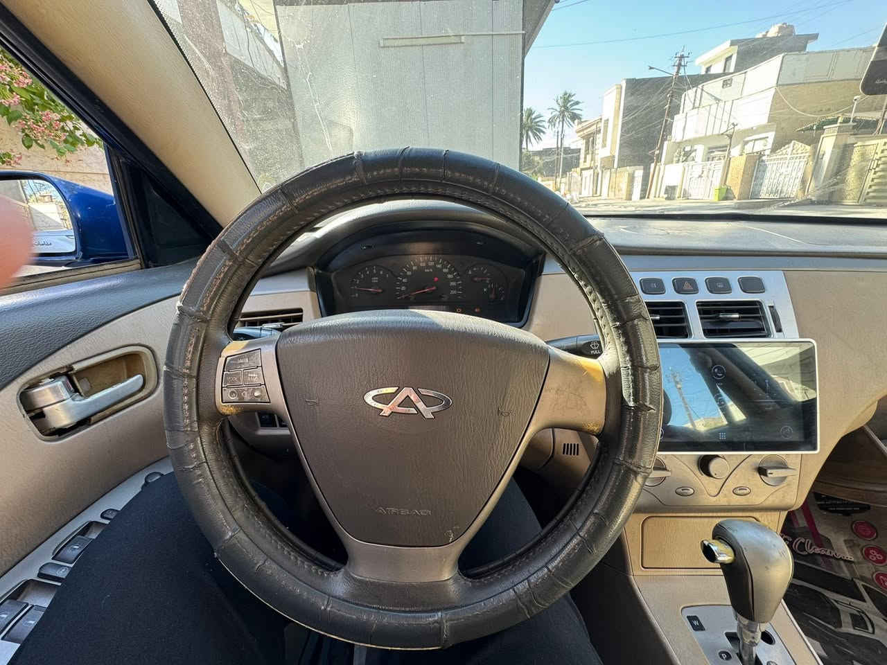 السلام عليكم / للبيع نقد فقط
شيري A5 2009

رقم بغداد الجديد باسمي سنويه 2030 

مكفوله من الضربه والصبغ والتبديل فقط جراد بالبنيد 

محرك 2000 مفتوح

كير بلاد _ ماشيه 98 الف 

سياره جاهزه من كلشي تبريد ثلج صدر جديد تخم تاير 

مكاني بغداد العامريه والسعر 44 ورقه وبيها مجال بسيط

*********** محمد
