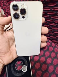 13 برو ماكس للبيع 07711750700