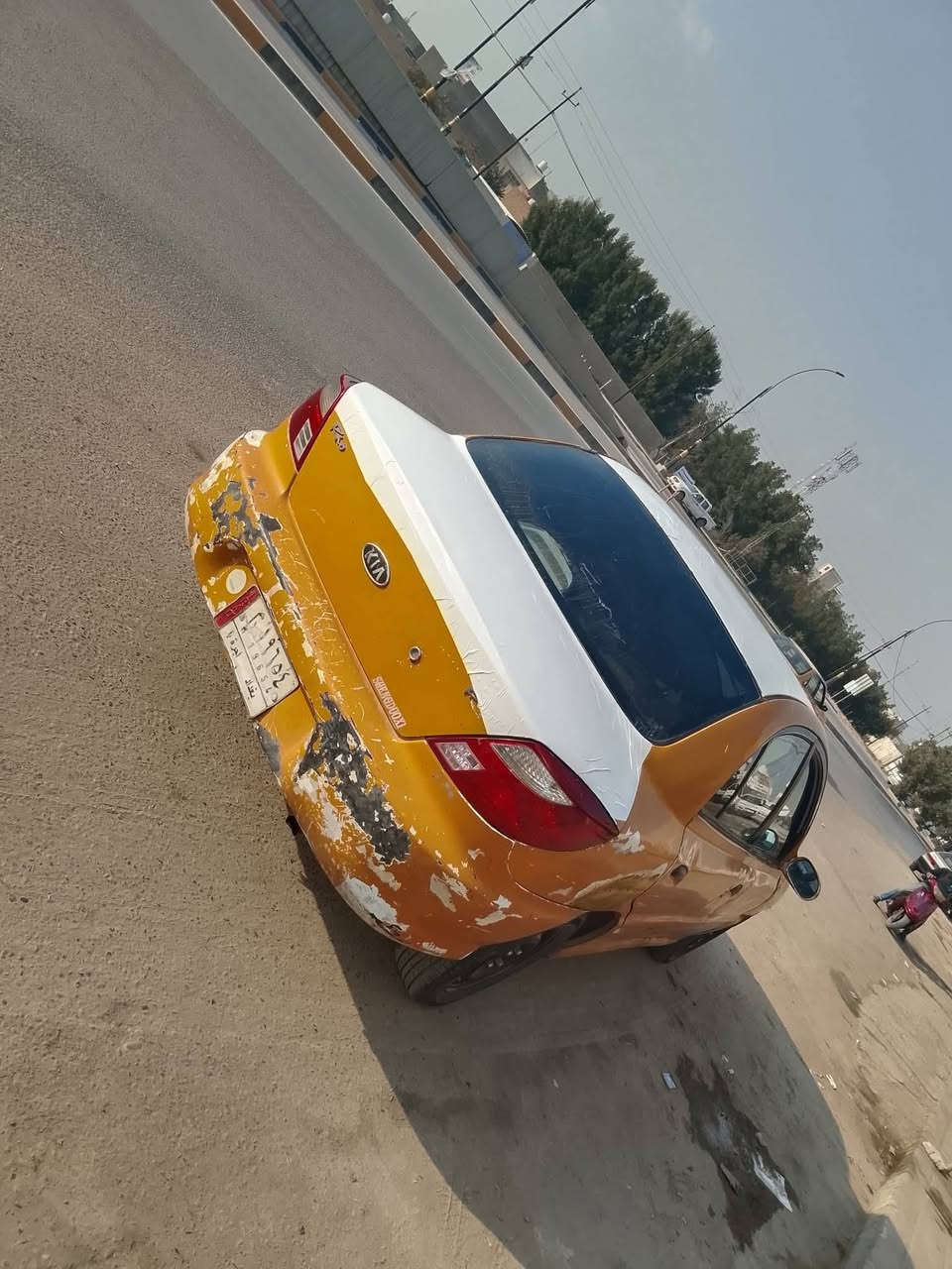 سلام عليكم سياره كيه ريو للبيع او مراوس بسايبه كير ومكينه انضاف تخم تاير نقصه صبغ رقم بغداد راعيه موجود انطيك رقمه وانته ويه سياره اترايك للبصره عضمه حلو لا ضربه قويه ولا شي طخات قليله كهربائات شغاله كوله اتصل وتدلل ***********
