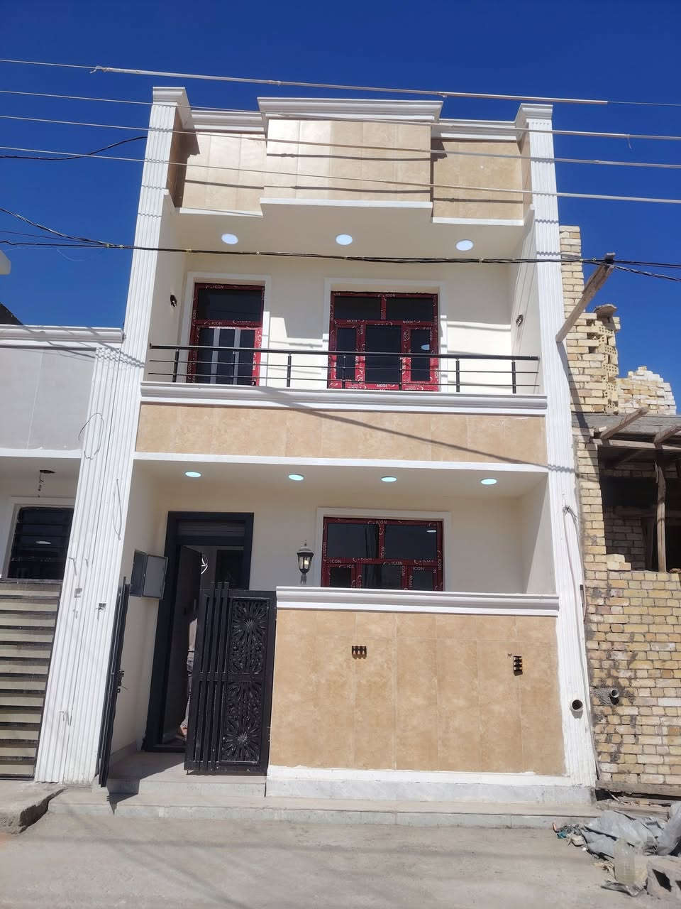 متوفر دار للبيع البوعيثه مجمع العيثاوي تجاري قرب مول ادم 50 طابقين زيرو
سعره جدا مناسب

***********
