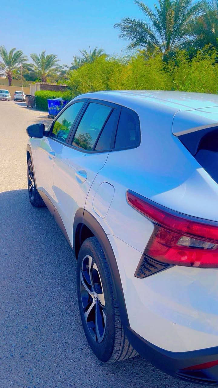 السعر 135وبيها مجال 🚗 للبيع  شفروليه تراكس 2024 – مواصفات مميزة

🔹 الموديل: 2024
🔹 الفئة: 1RS
🔹 الحالة: بدون صبغ نهائيًا، فقط بارد بالبنيد
🔹 الرقم: بغداد – السيارة باسمي
🔹 الممشى: 33 ألف ميل
🔹 الاستخدام: شخصي – غير مستهلكة

🔹 أنظمة الأمان والمساعدة:
✔️ رادار
✔️ تثبيت سرعة
✔️ تحديد مسار (Lane Assist)

🔹 الراحة والمقصورة:
✔️ تدفئة الكشنات
✔️ تدفئة الستيرن
✔️ تشغيل عن بُعد

🔹 الشكل والتصميم:
✔️ شكل رياضي
✔️ جنوط رياضية
✔️ تصميم شبابي أنيق

🔹 الوقود: بنزين عادي ومحسّن

💰 السعر النقدي: 135وبيها مجال
▫️ المكان ديالى بعقوبة
الرقم ***********
