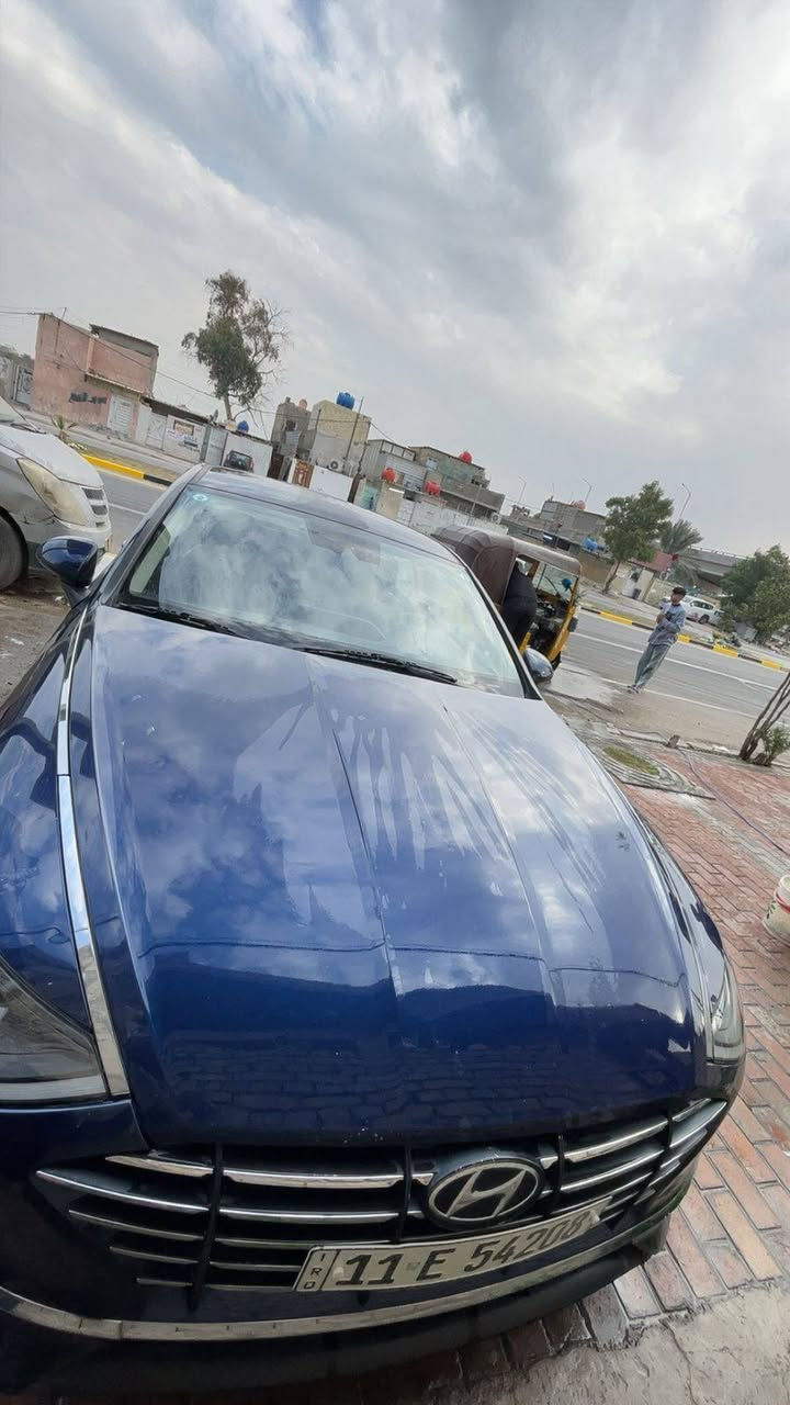 سوناتا 2022 سيارة نضيفة مال بيت ماشية 100الف اسويج مو بصمة سيارة كير محرك ساصي كله كفالة سيارة بس هاذة الحادث البيهة محرك 2500 كير ٨ نمرة سيارة 143 وبيهة مجال قليل ***********
