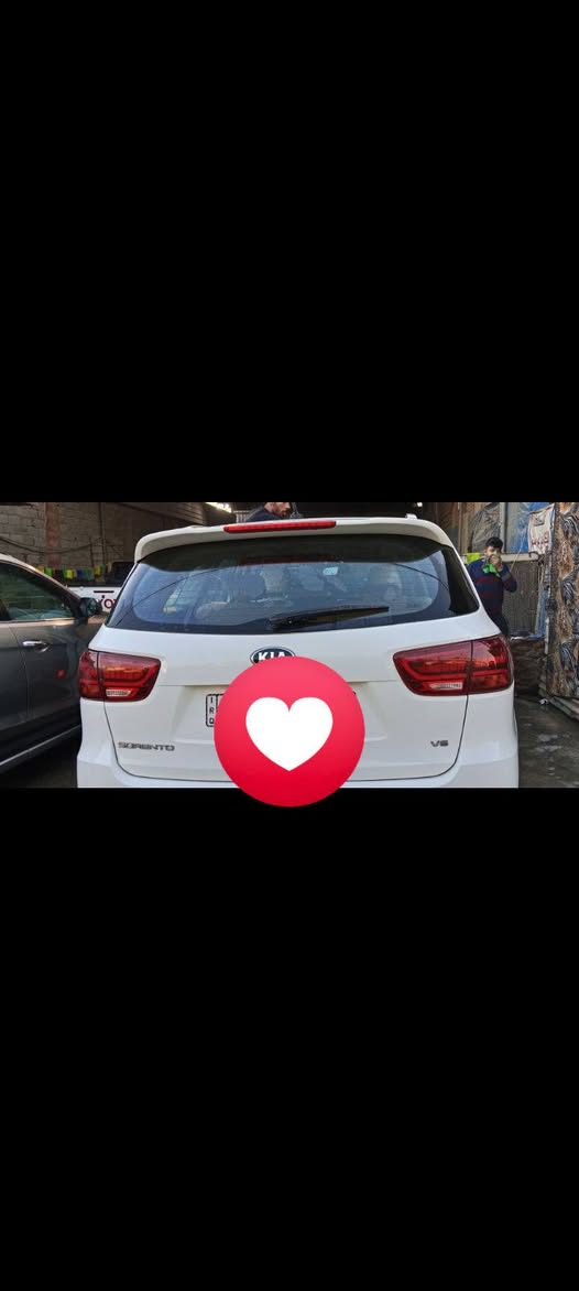 السلام عليكم شباب متو فر سورنتو موديل 2020 للبيع لسياره مشروع  وطني المواصفات المحرك 3600 وارد.          ***********خليجي فول مواصفات
