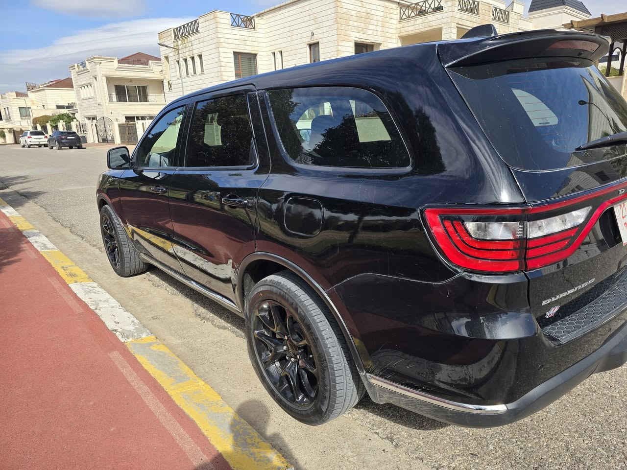 دودج دورانجو 2025 بوليسي

6 سلندر – محرك 3.6 لتر

المسافة المقطوعة: 3700 كم فقط

يدعم أندرويد أوتو وApple CarPlay

كاميرا خلفية

السيارة بحالة جديدة جداً

مكان السيارة اربيل

تترقم شمالي

رقم الشاصي: 1C4RDJFG2SC509319

السعر: 27,300 دولار قابل للتفاوض

 0750 752 7525
