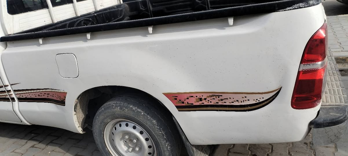 سلام عليكم فلاونزه تك البيع الموديل 2009سعودي السعر 115وبيها مجال المكان النجف الرقم بابل نكليزي الستفسار على الرقم ***********
