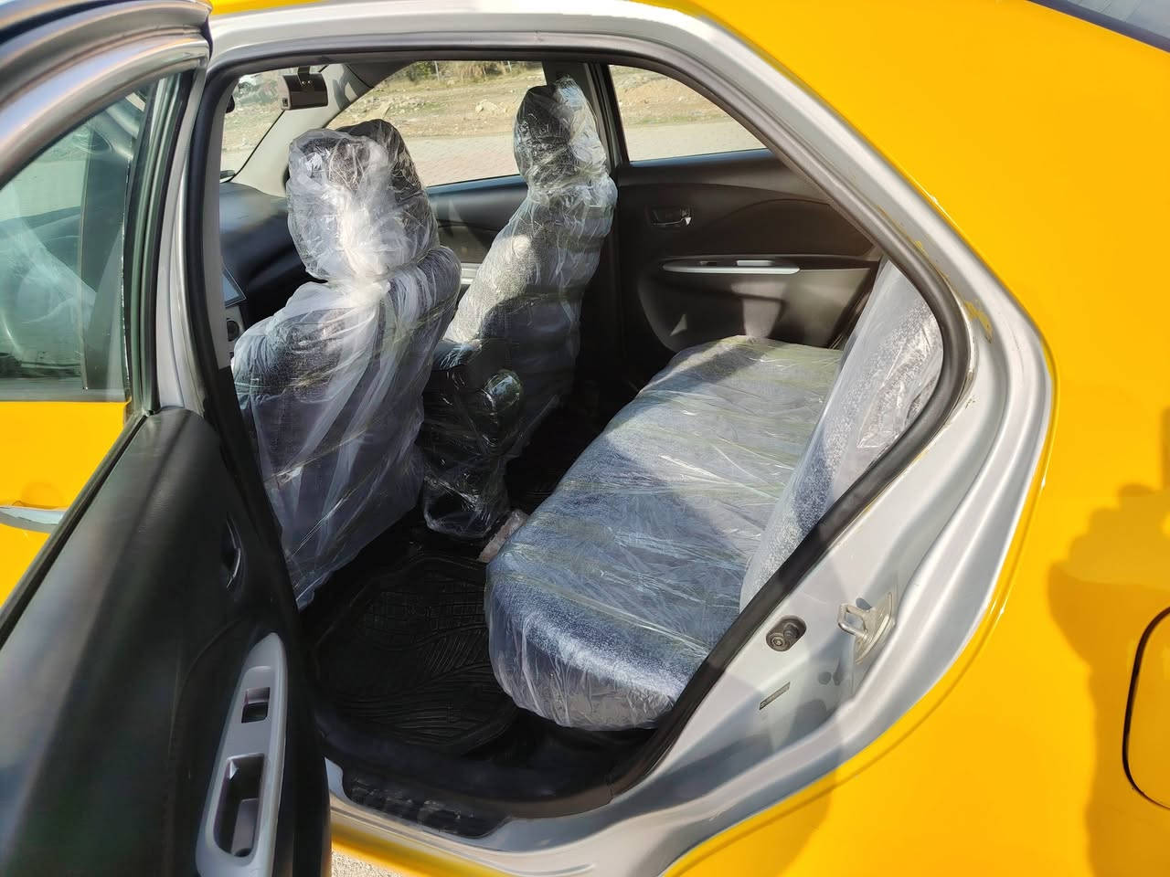 فوك نضيف 2009 كولش نضيف بي تصفيات قليل سعر 104 رقم كركوك ***********
