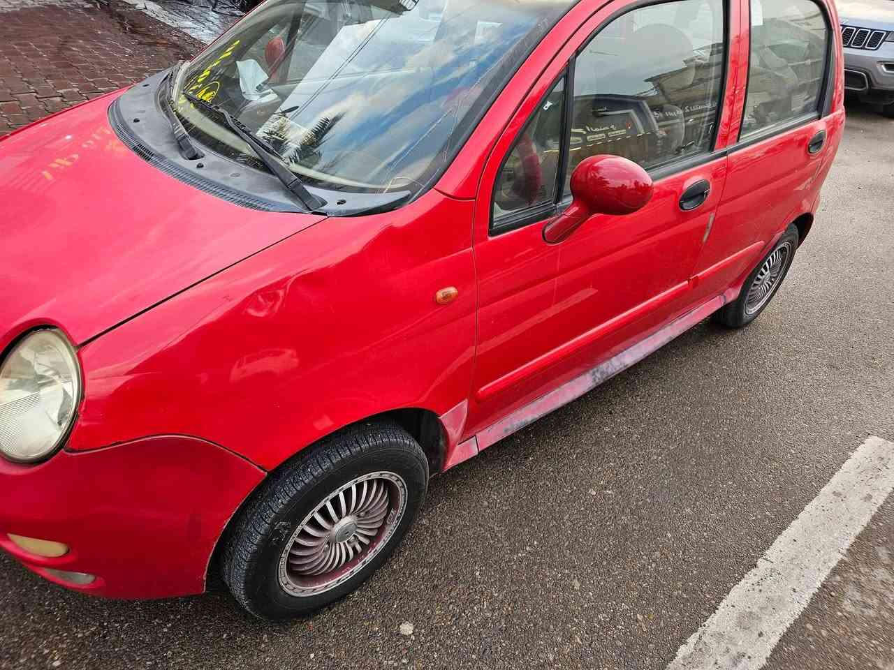 سياره QQ  موديل ٢٠١٣   رقم بغداد
المحرك والكير بلادي ١٠٠%
نظافة السيارة واضح بالصور 
تفاصيل الكشر  الخارجي نظافته ٧٠% 
شادين تايرات جديده وسبير وبطارية جديدة سيارة تشتغل ومابيها اي عطل
السعر  ٣٥ $
ماشيه ٥٥ الف 
المكان بغداد
بأسمي تتحول ثاني يوم


**إذا كنت صاحب هذا الإعلان وتريد حذفه لأي سبب، رجاءا أرسل رسالة إلى الدعم الفني**