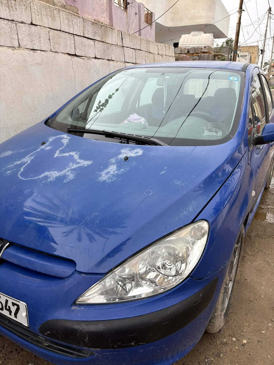السلام عليكم 
سيارة بيجو 307 
موديل 2005  
مكفولة من الكص والغرق والحوادث
ماشية 50 
سنوية لحد ٧/١/٢٠٢٨ يلا تسقط مشروع وطني 
رقم بغداد (رقم جديد) 
صارلها سنتين من اخذتها 
بيها تبريد جيد جداً
طبعاً البنت ما طالعة بيها بعيد بس للدوام وبس...
السعر ٥٥


**إذا كنت صاحب هذا الإعلان وتريد حذفه لأي سبب، رجاءا أرسل رسالة إلى الدعم الفني**