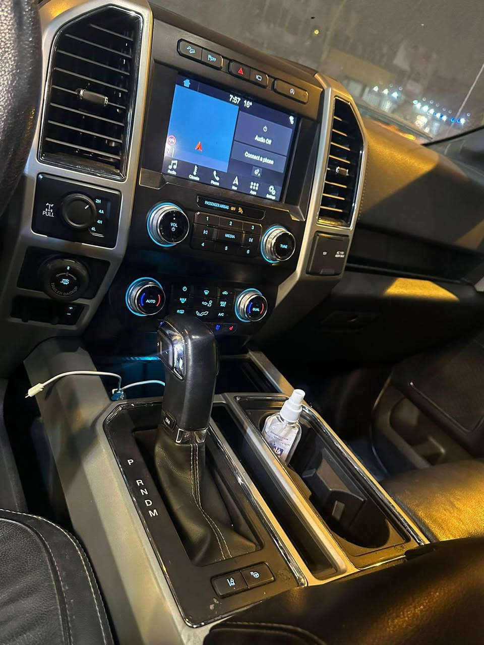اف -150 lariat
موديل 19 كنديه 

بصمه ابواب 💎
بصمه تشغيل 💎
اشاير مري 💎
بانوراما 💎
ماشيه ١٩ الف فقططط ( زيييييرو ) 
كير طرح 💎
مكينه 3500cc💎
كير 10 نمر 💎
سعر تواصل ع رقم ***********
