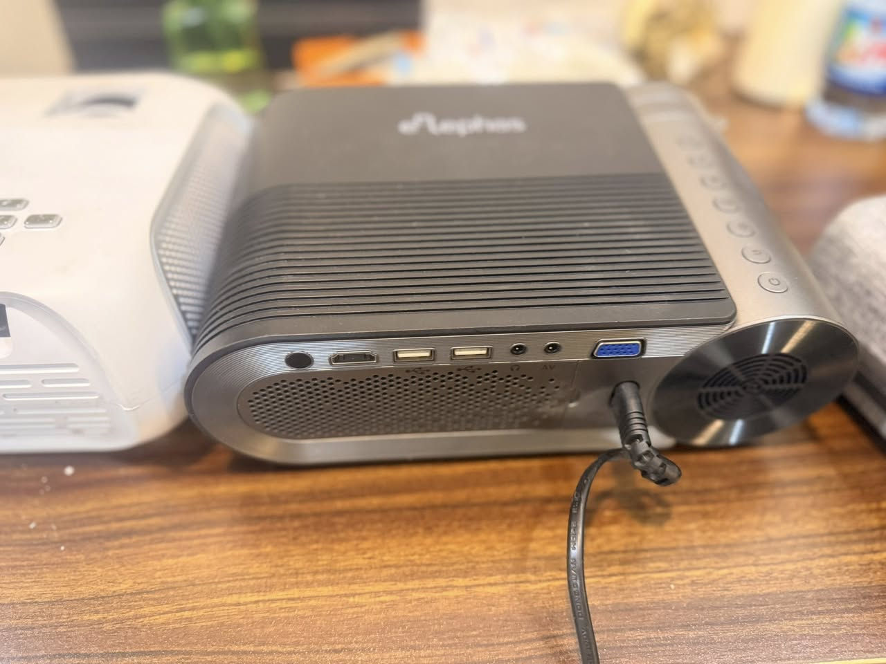 السلام عليكم
داتا شو 
لاسلكي وسلكي
يعمل بالاثنين 
السعر 
الاسود60
الابيض 35
للتواصل
***********واتس
او خاص
