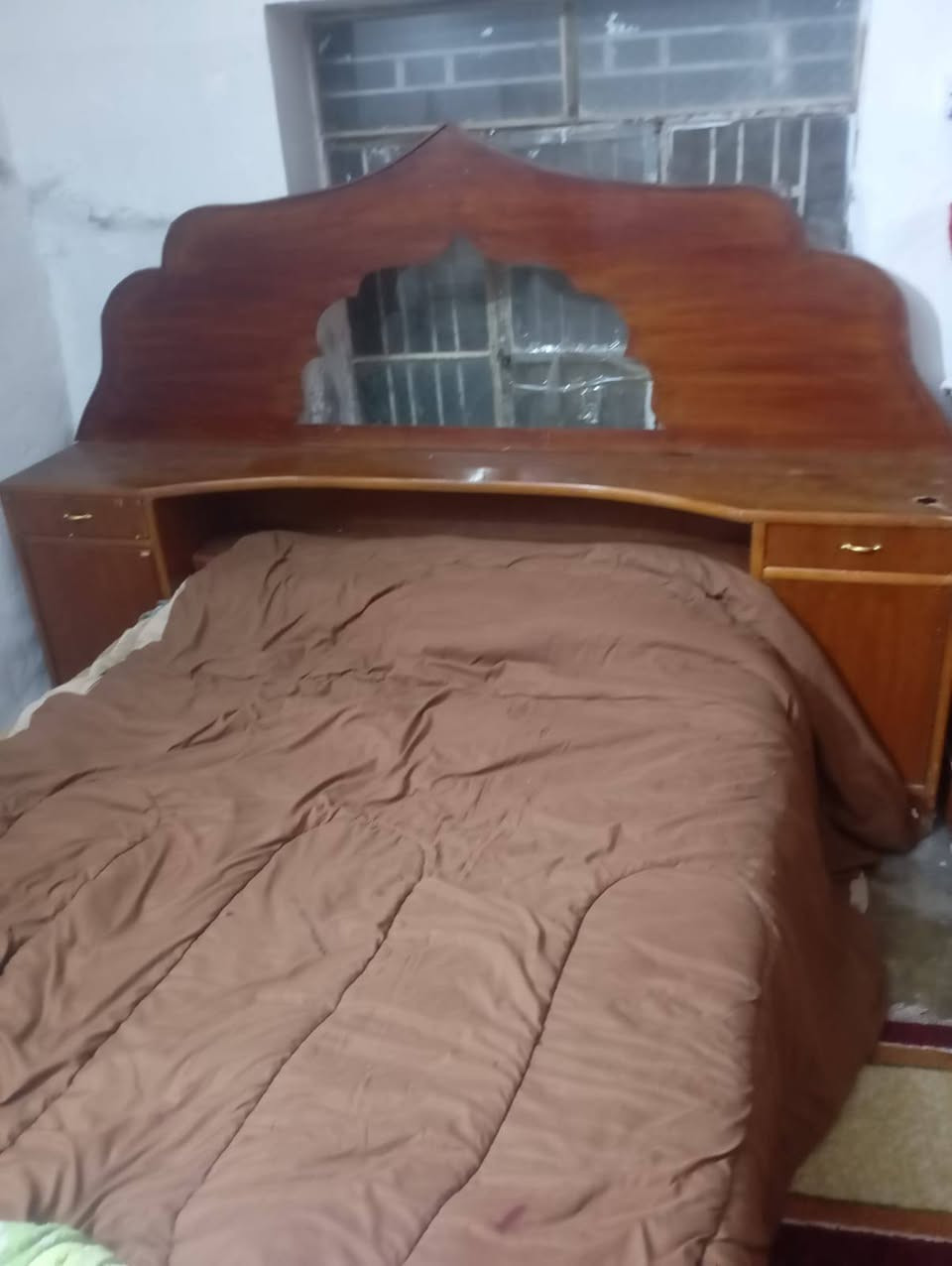 سلام عليكم غراض للبيع غرفه نوم نقص كنتور سعر 150 كيزر جديد 70 غساله شغاله سعر 75 غراض بيه مجال عنوان سكن رمادي منقطه 8 شباط


**إذا كنت صاحب هذا الإعلان وتريد حذفه لأي سبب، رجاءا أرسل رسالة إلى الدعم الفني**