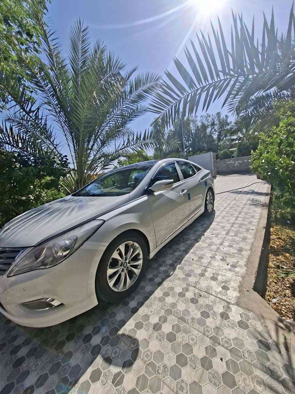 ازيرا 2012 خليجي فول مواصفات سعر 122$
كير محرك تبريد كامل مكمل
بيها بارد بسيط بلباب موضح بلسونار فقط 🤏
للتواصل خاص او وتساب ***********
