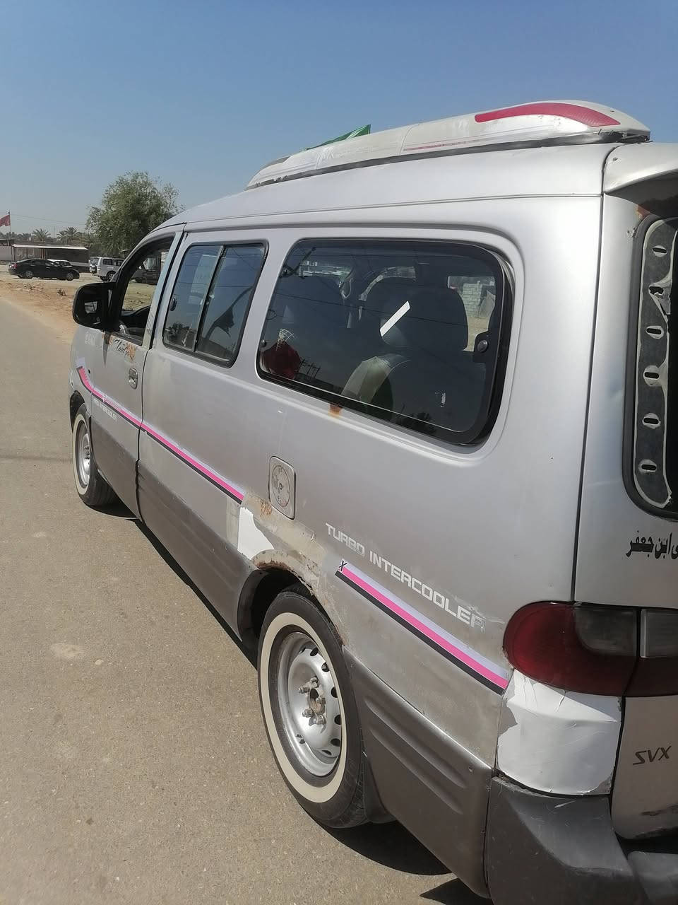 السلام عليكم سياره للبيع ٢٠٠٧ تكمه وسنويه سياره جاهز ع الاخير ومعامله كامله هزه كامله  عليه غرامات وماعندي ادفعه الي تفيده يتصل واني خادم انطيك التفاصيل ***********
