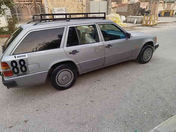 مارسدس دب ستيشن رقم بغداد السياره حلوه بدون ضربه بدون خياسات قواعد الدبل سليمات جاهزه من كلشي كير مكينه حداديه كهربائيات كله شغال دواخلها جديده كشنات كهربائي شغالات مكينتها بطه موديل 88 السعر 47$ وبيها مجال ***********
