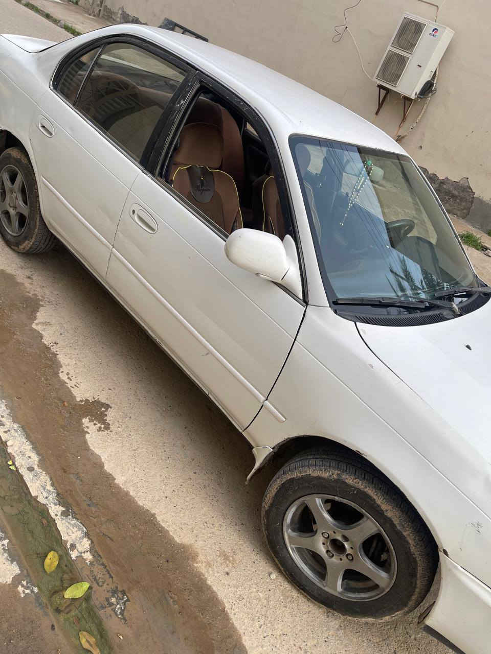 كورلا 1994 سنوية 2028بأسمي تخم تاير جديد صدر جديد السعر 48 وبيها مجال للاستفسار الاتصال على الرقم *********** مكان السيارة ديالى المقدادية حي المعلمين
