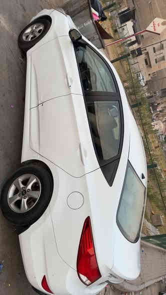 اكسنت خليجي مكينه 1.600 موديل 16
بيه جاملغ تبديله وصربه بين بابتين السايق 
مكان السياره حي الجهاد 
السعر106وبيه مجال
فتحه تحكم ستيرن تحكم مري
***********
