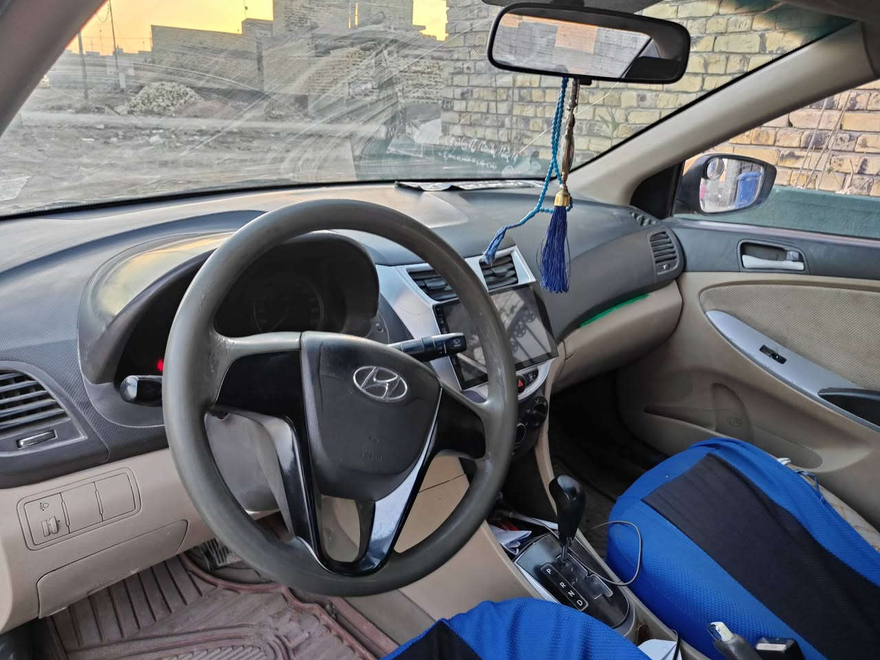 السلام عليكم اكسنت للبيع موديل 12 السعر 79 للاستفار الاتصال ***********
