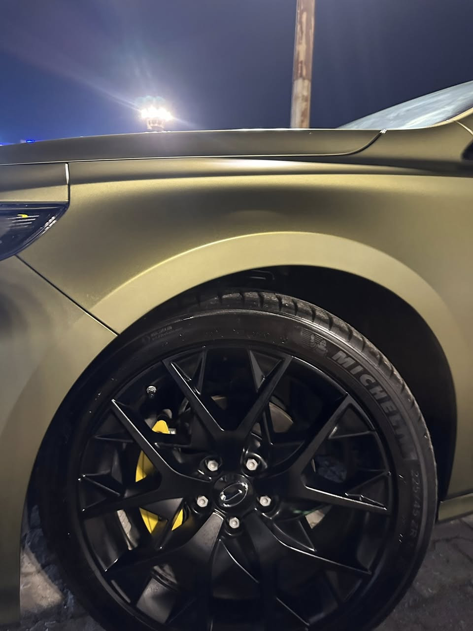 GAC empow الموديل:2025
 المحرك: 1.5 تيربو 
 اللون: أخضر طافي 
 الحوادث: خالية
رقم اربيل
٤سنة زمان شريكة
 كاميرا خلفية + حساسات أمام وخلف
 تشغيل بصمة + زر ستارت
مثبت سرعة
 أنوار LED أمامية ونهارية 
مرايا كهرباء وتطوى
 نظام توازن ESP + ABS

مكان اربيل 
سعر$١٧٨وبيه مجال
*********** واتساب
