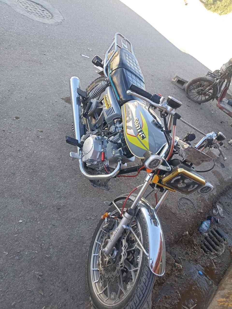 ماطورللبيع موديل 25 خمسه كير صفر ماطور***********.
