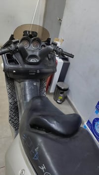 فورزه 0/6 خابطه للبيع شغاله وتمشي ابيع كوم حديد 250 عنوان الزعفرانيه 0...