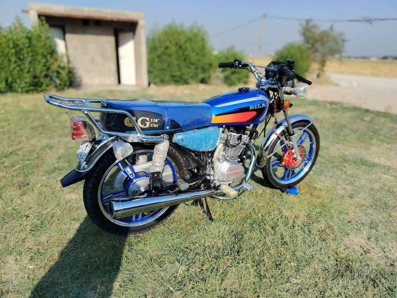 سلام عليكم دراجه سيفان موديل 2026صارله شهرين طالعه من المعرض دراجه نضيفه كلش السعر 875وبيه مجال لشراي  مكاني كربلاء طريق نجف كربلاء عمود 1161
***********
