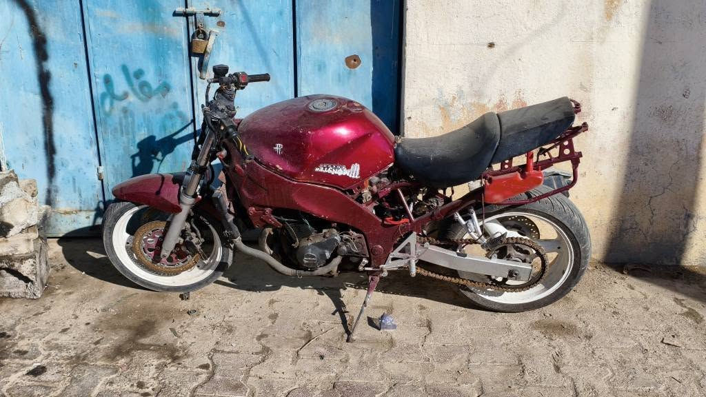 دراجه بطحه  ابيعها ع وضعها العقل واكف فقط

600 الف 
مكانها الانبار هيت هيت, الأنبار


**إذا كنت صاحب هذا الإعلان وتريد حذفه لأي سبب، رجاءا أرسل رسالة إلى الدعم الفني**