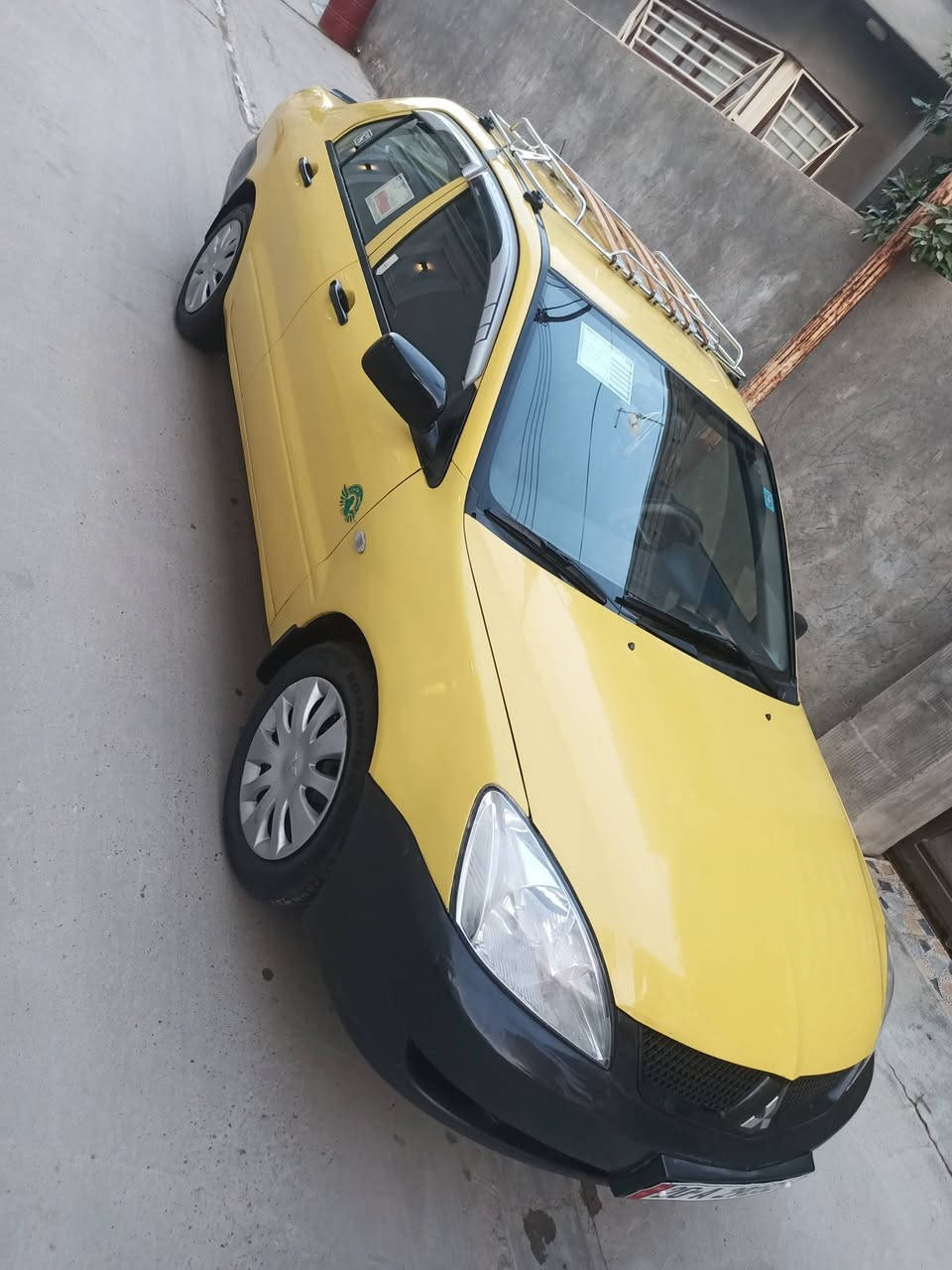 السلام عليكم شباب لانسر موديل 2010 رقم ديالى الدولي الجديد السياره مصبوغه حزام بدون ضرر السياره صدر جديد مكينه جديده باتري جديد تخم تاير جديد منضومه زنون دوشمه جديده كهربائيات كله شغاله جاهزه من كلشي مابيها كل نقص السعر ب 65 مكان السياره ديالى بعقوبة وهذا رقمي ***********
