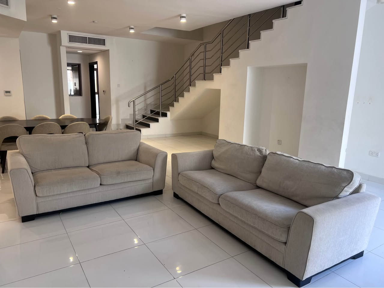 For sale furniture item used like new condition number33863272 الريان, قطر


**إذا كنت صاحب هذا الإعلان وتريد حذفه لأي سبب، رجاءا أرسل رسالة إلى الدعم الفني**