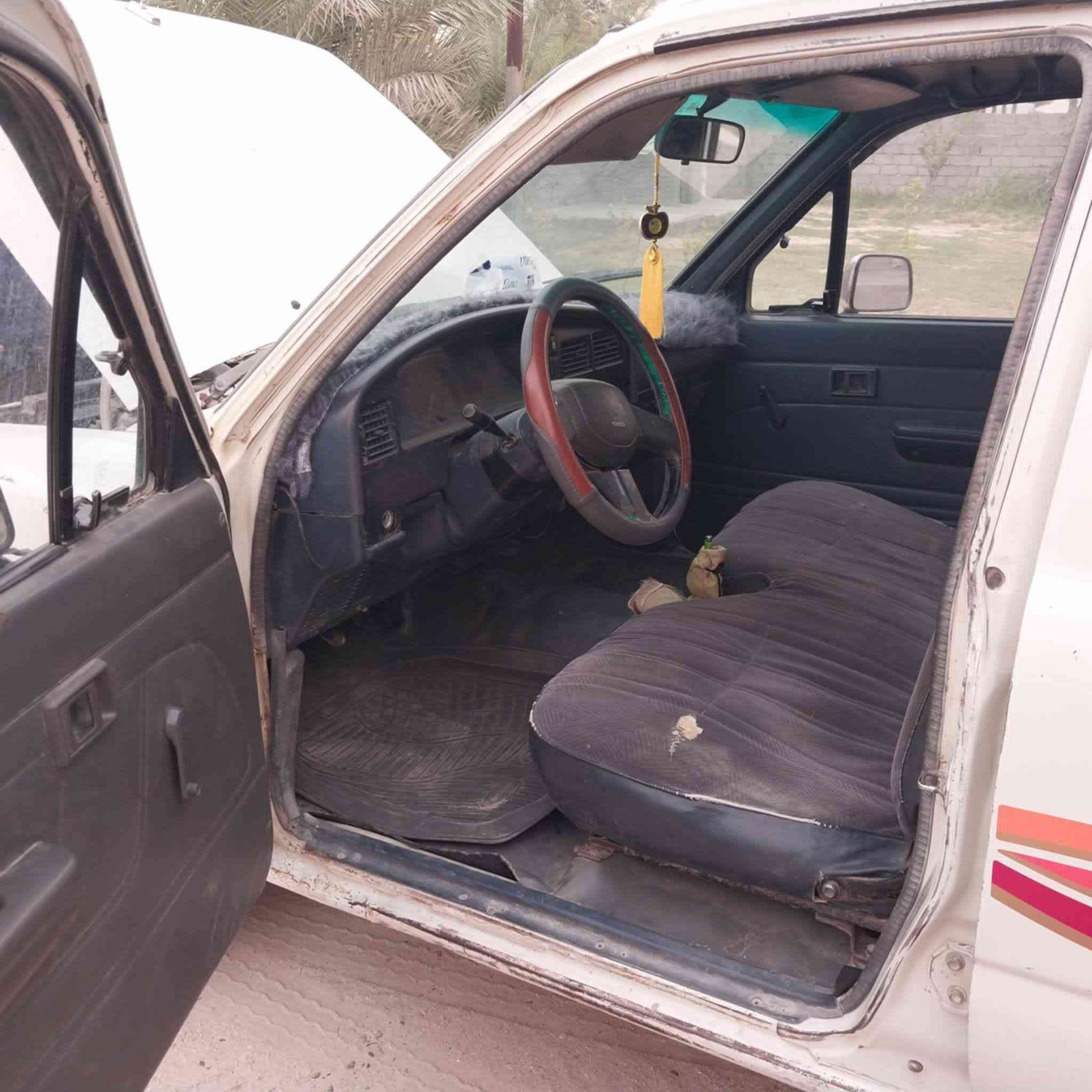 للبيع موديل 92 رقم نينوى  مصبوغ عام شرط الوكاله والتحويل محرك كير اكسن شاصي شرط للاستفسار اتصل على صاحب السيارة *********** ما اجاوب لا خاص ولا تعليق مكلف بلنشر السعر 40 وبيها مجال
