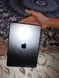 ايباد أبل الجيل التاسع مال بوبجي سلس جداً للبيع  07726226206