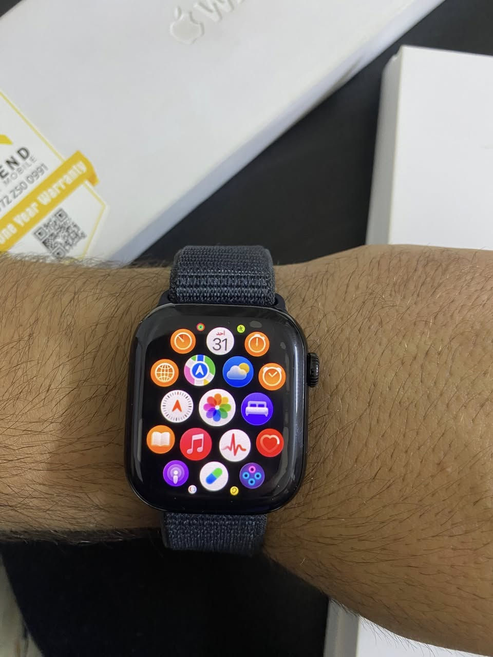 Apple Watch Series 10
ساعه ابل جيل 10 قياس 42mm
ذاكره 64 بطاريه 100 
الساعه بعدها جديده وضمان ممنتهي بعده استخدام كلش قليل 
سعرها 340
مكاني بغداد الكرخ حي العامل
شراي اتصل فقط ***********
