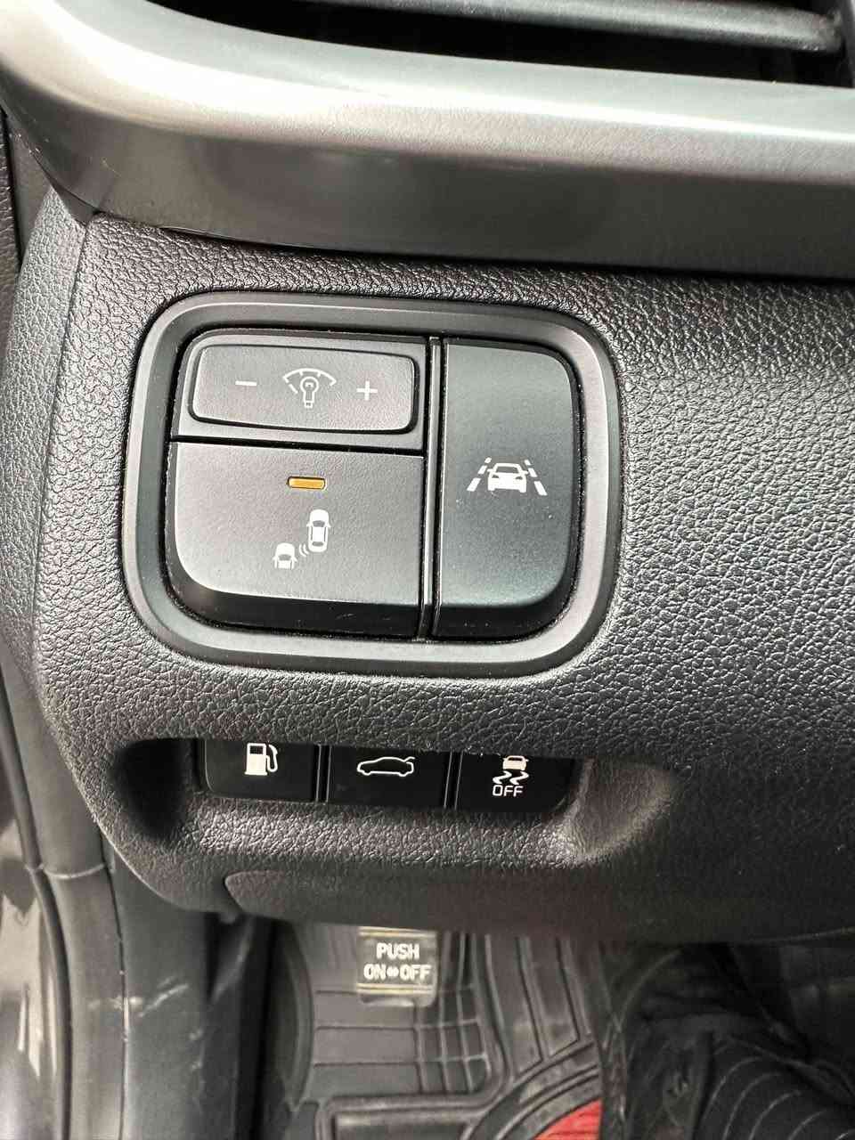 سلام عليكم اوبتما 2019 للبيع بسمي تحويل ثاني يوم مكان سياره اليرموك شرط التحويل ثاني يوم مكينه كير كفاله صدر جديد تايرات وباتري جدد تراي زيرو السعر 143 بيها مجال ان شاء الله ***********
