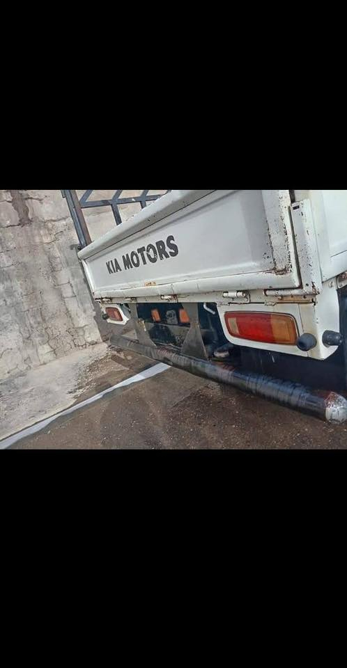 السلام عليكم سيارة للبيع 2004 فحل فنتيره نضيفه مابيها نقص برغي تخم تاير جديد مال جناي ورايدها بدفتر وبيها مجال المكان النجف الإشراف للشراي للأتصال والاستفسار ***********
