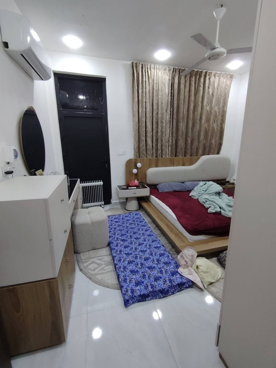 السلام عليكم
بيت ٥٠ م طابو زراعي صرف تنازل شركة من صاحب السند
طابقين وبيتونه غرفتين نوم بناء جديد مكانه يم جامع رياض الصالحين بصف المجزرة السعر ٩٥ مليون وبيه مجال
للاستفسار على ***********
