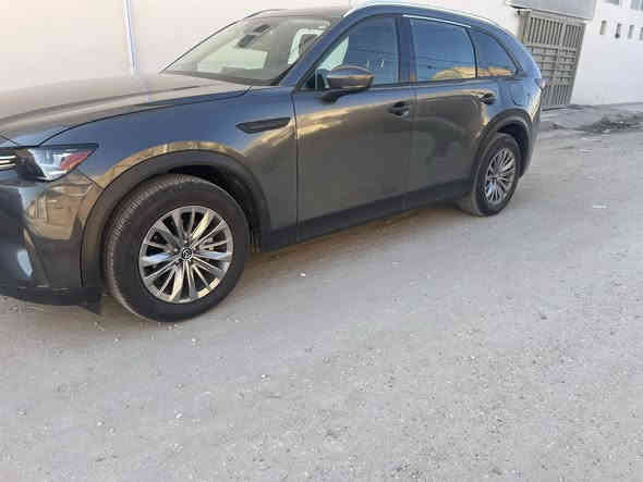 السلام عليكم 
اقره المنشور كلشي مذكور 

مازدا cx90  موديل ٢٤ ماشيه ١٢ الف كيلو   بريفيد بلس  بيها حادث امريكا  جاملغ جهة اليمين وبنيد  مبدلات نفس اللون   رقم سليمانيه باسمي  

صار بيها حادث بغداد  والصور موجوده بالمنشور   الحادثين بدون دواخل تبدل بيها بابين وجاملغ امامي جهة اليسار  نفس اللون الجاملغ الخلفي  صبغ فقط السياره بدون دواخل نهائياً شاصي لغود كله بلادي  ايرباك ستيرن فقط   محرك ٦ سلندر  تيربو ملد هايبرد    السعر ٢٤٠ وبيها مجال للشراي   للاتصال ***********
