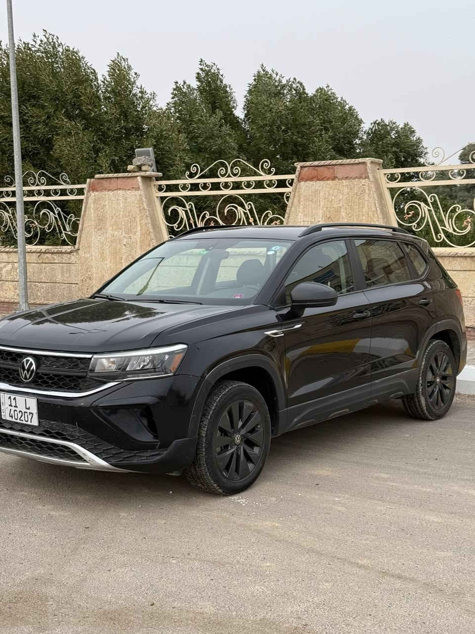 Volkswagen Taos 2023
فولكسفاغن تاوس 2023

مواصفات S

مكينة 4سلندر+توربو حجم 1.5لتر

ماشية 35 الالف ميل

ضرر السيارة جاملغ خلفي حار وتبديل باب جنطة نفس الون 

رقم الشاصي مع الصور

رقم بغداد مميز 

مكفولة من كير و محرك و كهربائيات

السعر ١٦٤ وبيها شى قليل مجال

مكان السيارة بغداد / الوزيرية 

***********
